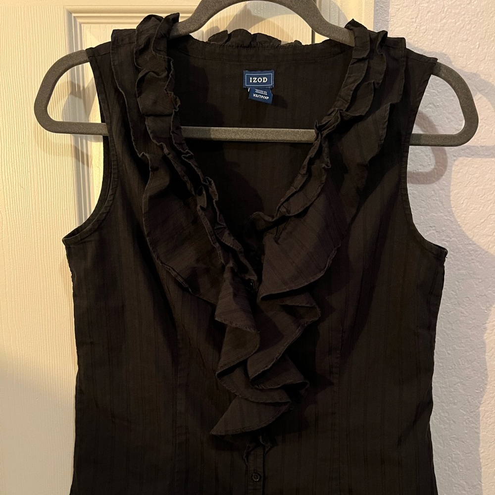 IZOD Sleeveless Shirt